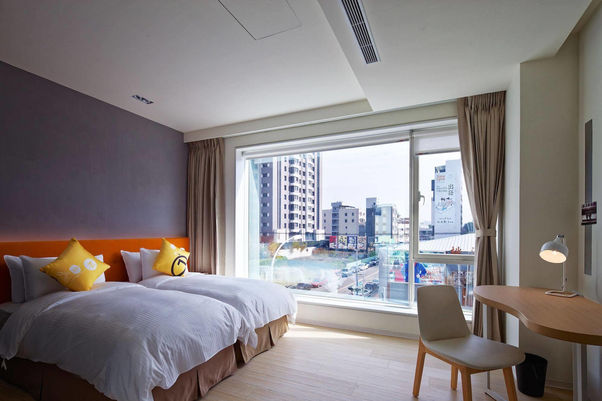 Hotel 7 Taichung Exterior foto